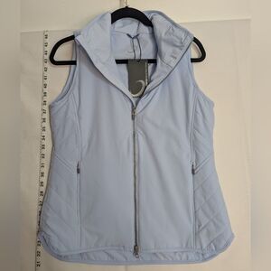 NWT Zero Restriction Women's Saige Performance  Vest Small Light Blue Hampton